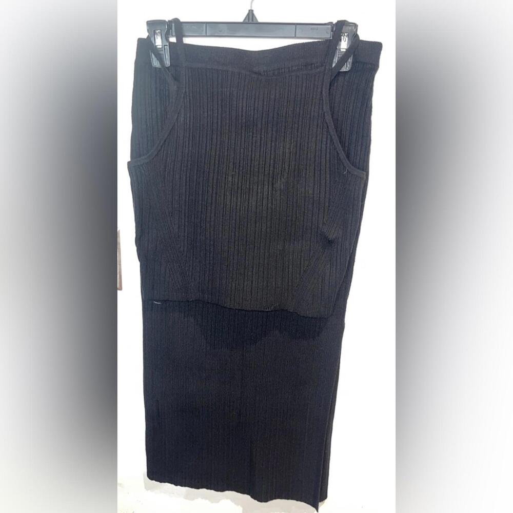 NEW - House of Harlow, Black Ribbed Skirt‎ Crop Top Set, Size M